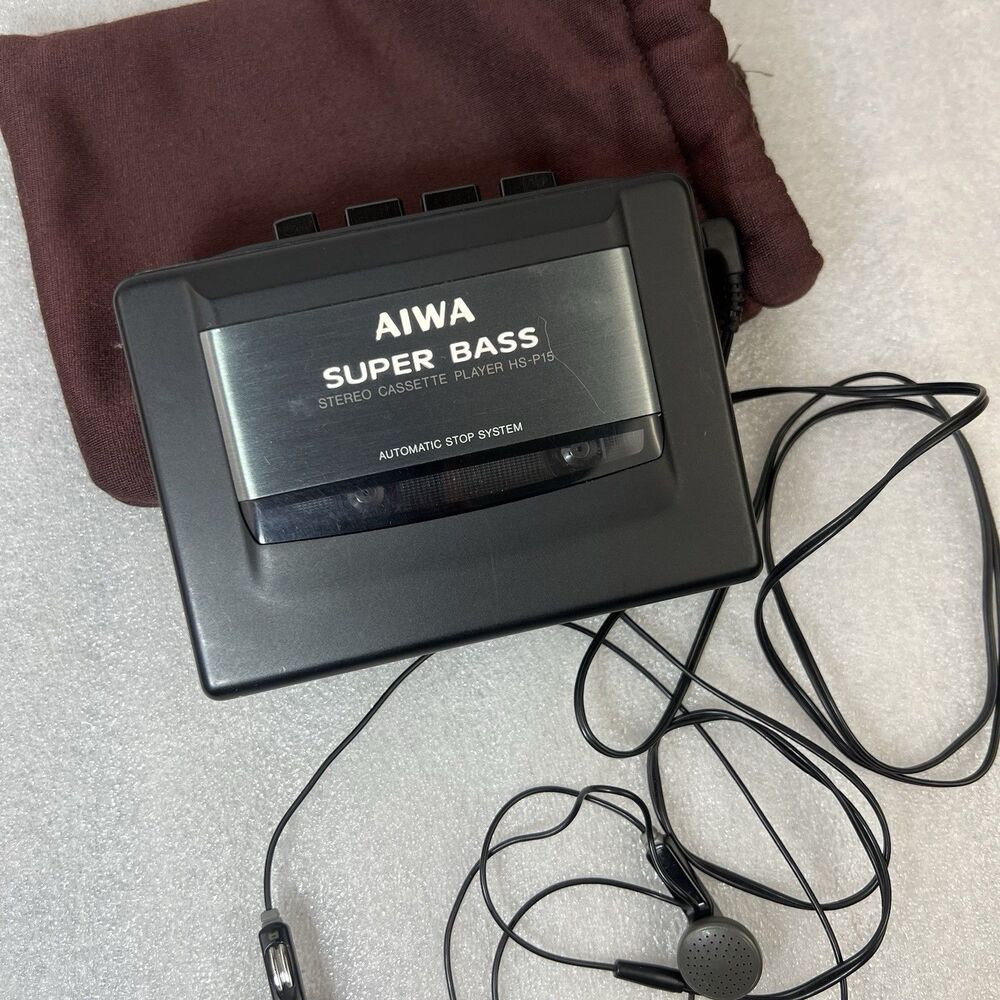 Aiwa Stereo Cassette Player HS-P15 Super Bass W Original Earphones Tested Works